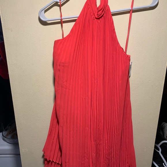 Guess by Marciano Halter dress open back👗 size: 2 - Picture 3 of 4